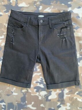 Old Navy High-Rise Distressed Black Denim Bermuda Shorts - Size 4.